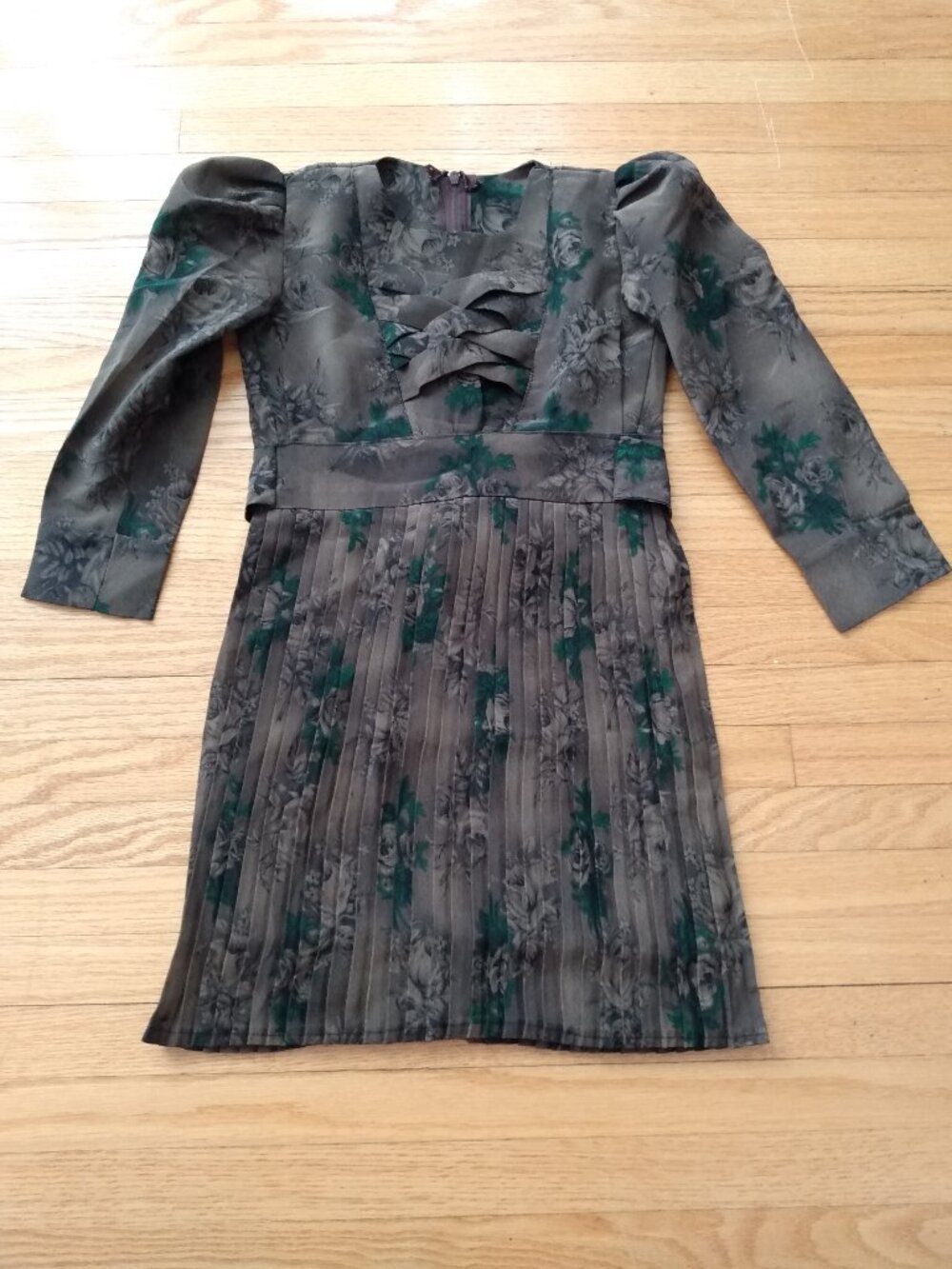 Vintage Girl's Handmade Mennonite Prairie Dress 21" Waist Old Colony Pleated